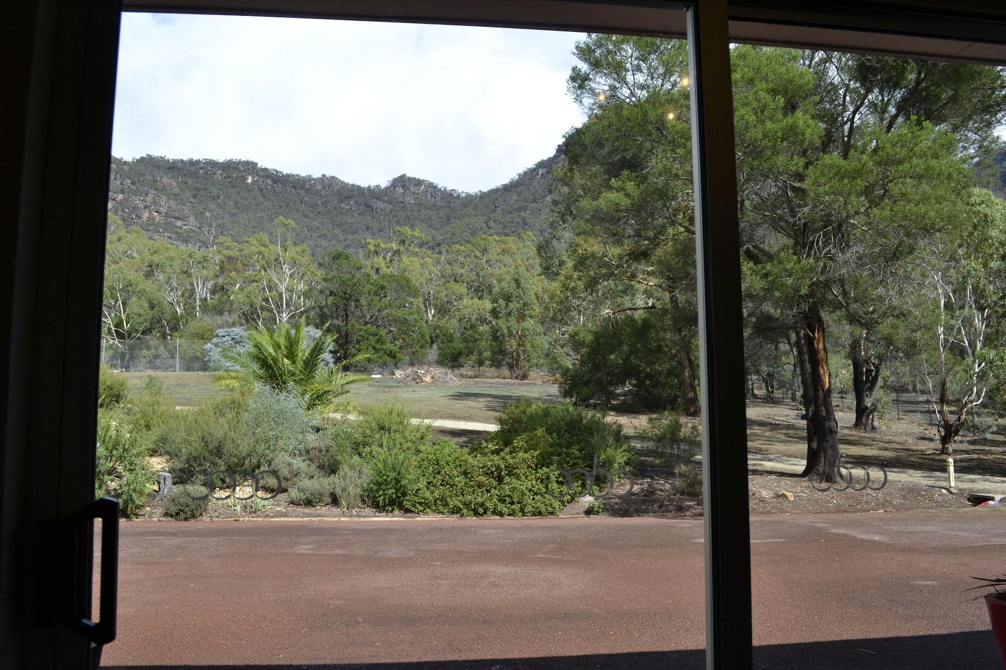 The Grampians Motel Halls Gap Εξωτερικό φωτογραφία