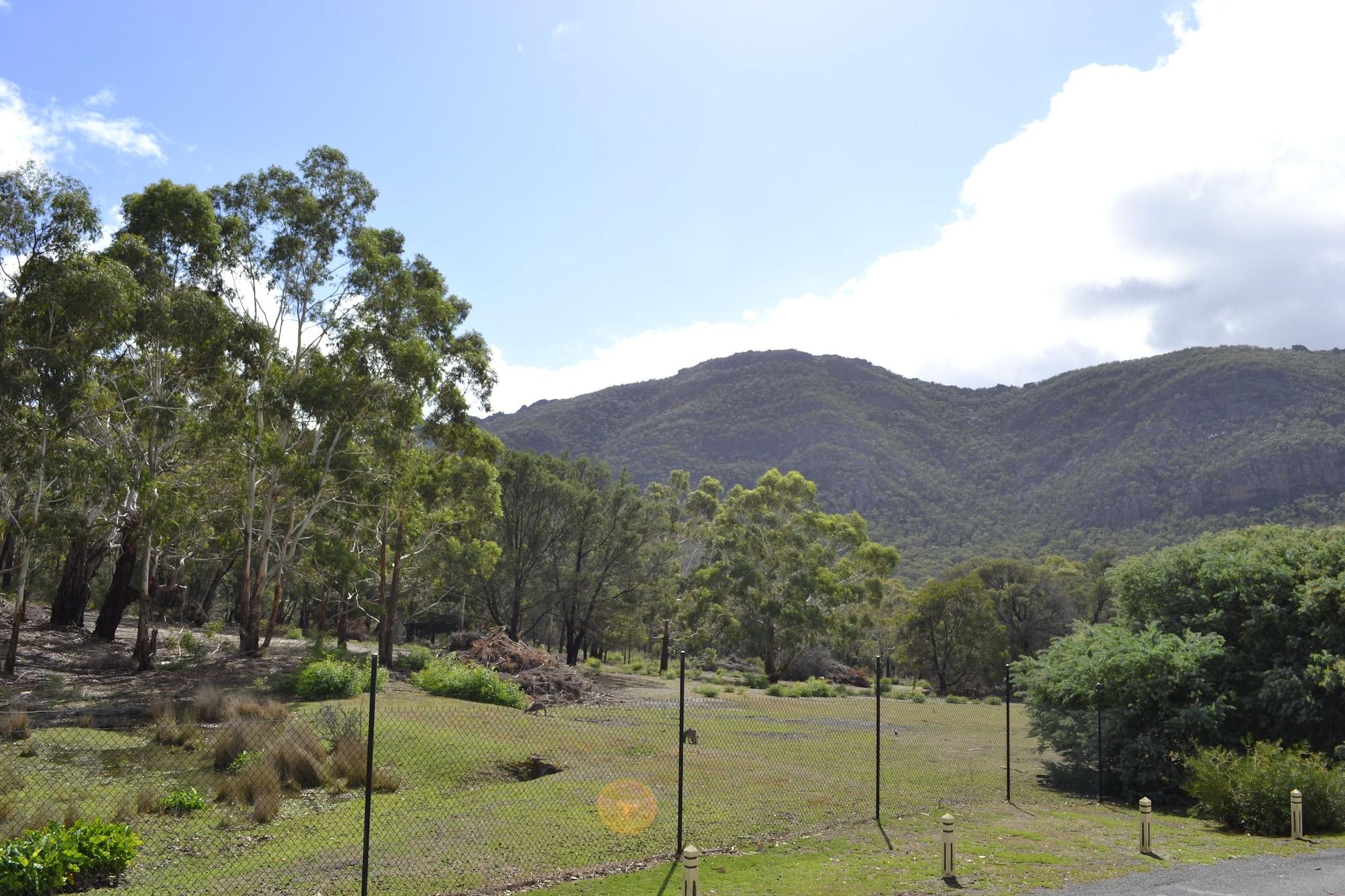 The Grampians Motel Halls Gap Εξωτερικό φωτογραφία